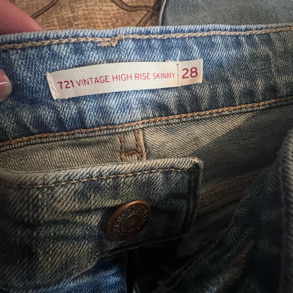 Levis denim jeans size 28